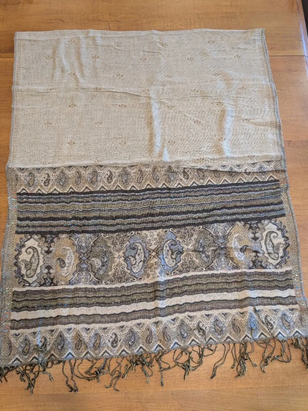 Pashmina Scarf Shawl Wrap Metallic Gold Beige Paisley Jacquard Fringe Evening